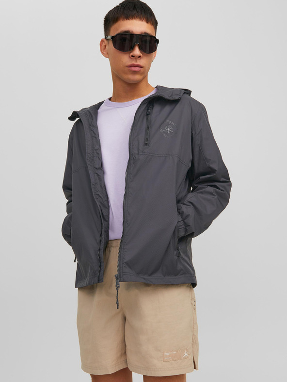 Jack & Jones Čierna pánska ľahká bunda Jack & Jones Filo s kapucňou