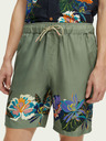 Scotch & Soda Tmavozelené pánske vzorované šortky Scotch & Soda