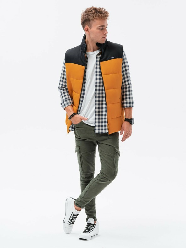 Ombre Clothing Čiernohorčicová pánska prešívaná vesta Ombre Clothing