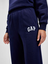 GAP Tepláky s logom GAP