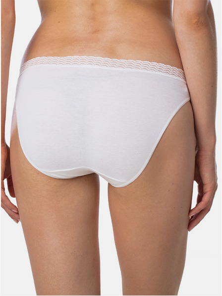 Bellinda Biele dámske nohavičky s čipkovaným detailom Bellinda FANCY COTTON MINISLIP